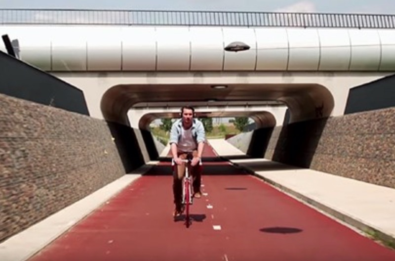 Autoroute cyclable, Pays-Bas, 2020, source: https://positivr.fr/autoroute-velos-pays-bas